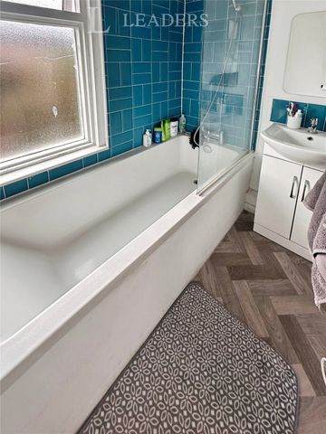 1 bedroom apartment to rent Essex Road, Bognor Regis, West Sussex, PO21 - Photo 4