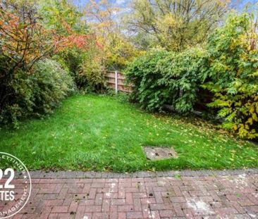 Worsborough Avenue - Warrington - WA5 - Photo 6