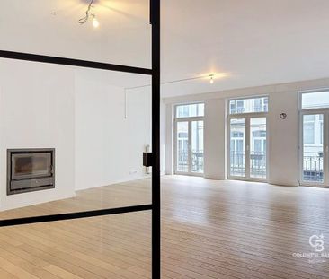 Appartement te huur in Elsene voor € 2.350 met 2 slaapkamers - Photo 2