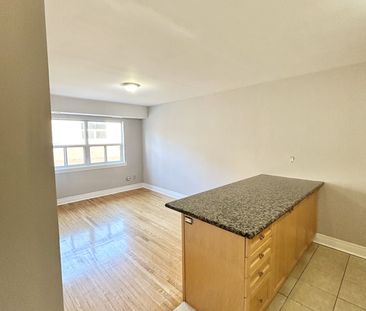 For Lease - 9 Thirty Third Street Unit# 306, Toronto, Ontario - Photo 6