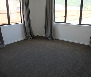 Charming 3BR Townhouse in Ngaruawahia! - Photo 6