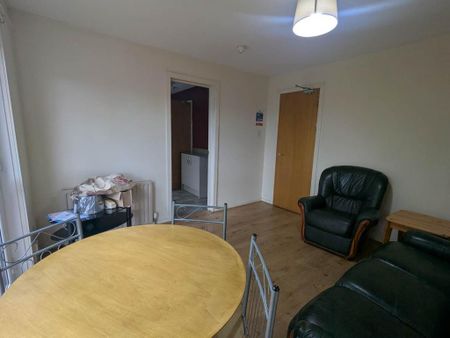 4 bedroom house to rent - Photo 2