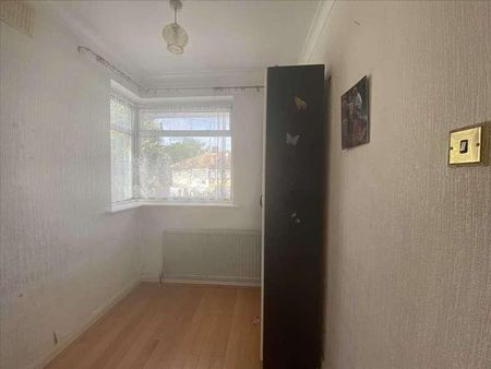 Bellamy Drive, Stanmore, HA7 - Photo 4