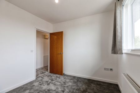 Mottingham Court, Sidcup Road - Photo 4