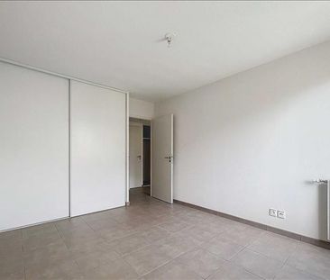 3 pièces - 66,42 m² - 3ème étage - Colocation non autorisée - Photo 3
