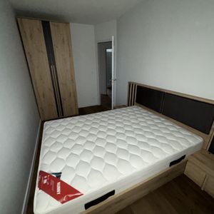 Location Appartement 2 pièces 27m² SABLE SUR SARTHE 72300 - Photo 2