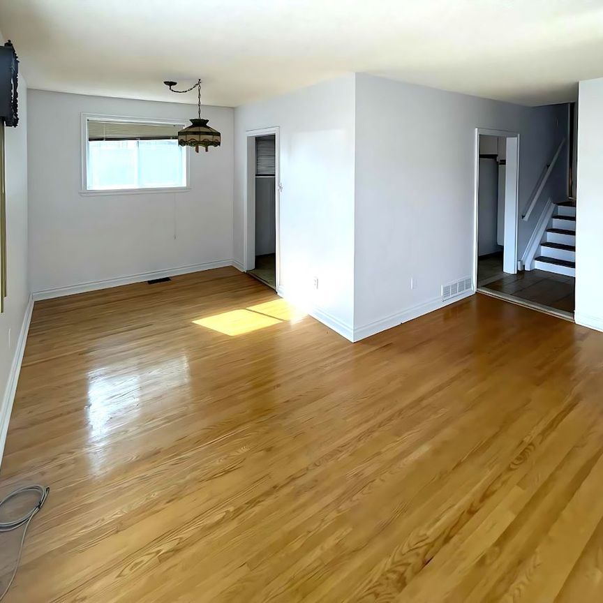 For Lease - 45 Taysham Crescent Unit# (Front), Toronto, Ontario - Photo 1