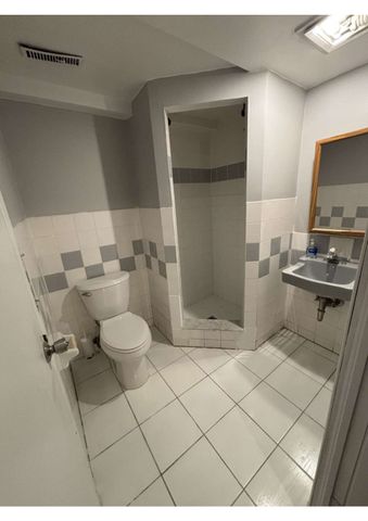 For Lease - 1329 Hazel Mccleary Drive, Oakville, Ontario - Photo 4