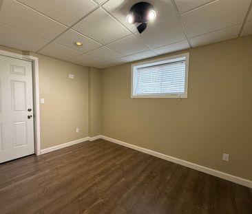 Spacious Lakeview Heights Home with Private Yard - Photo 2
