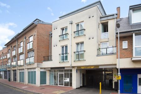 Cowleaze Road, Kingston Upon Thames KT2 - Photo 3