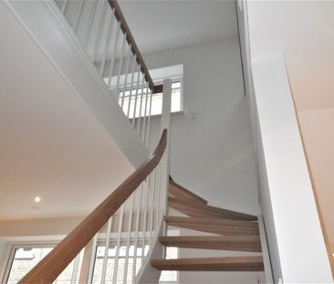 Moderniseret og charmerende 2-værelses lejlighed i hjertet af Aalborg - Photo 3