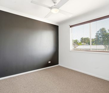 Spacious Family Living in Quiet Location! - Photo 3