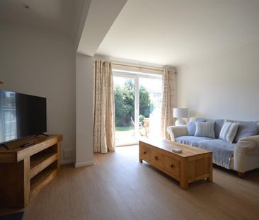 2 bedroom bungalow to rent - Photo 1