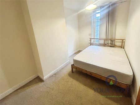 2 bedroom end of terrace house to rent - Photo 4