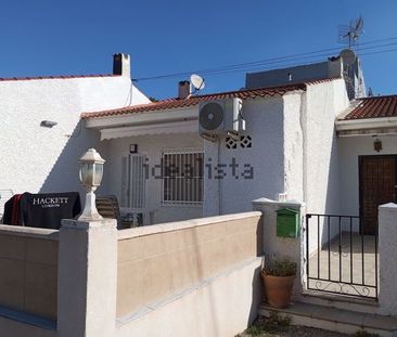 Alquiler de chalet adosado en Calle Roble, 497 - Photo 5