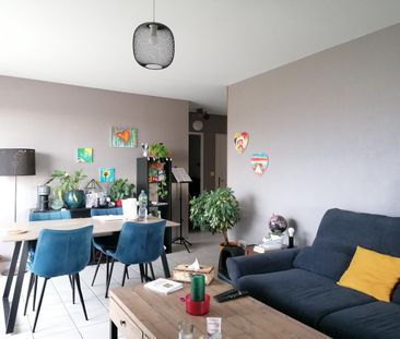 Location Appartement 4 pièces 84m² DIJON 21000 - Photo 2