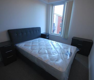 2 bedroom apartment to rent - Photo 3