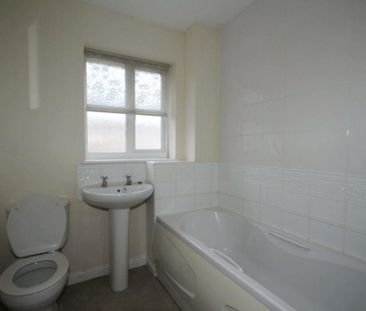 2 bedroom terraced house to rent - Photo 6