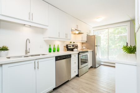 2200 King Street East - Photo 5