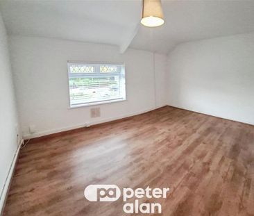 Carmarthen Road, Fforestfach, SWANSEA - Photo 6