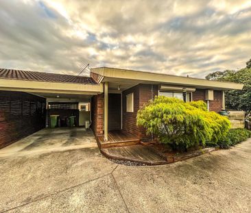 1/4 Phillip Court, Greensborough VIC 3088 - Photo 2