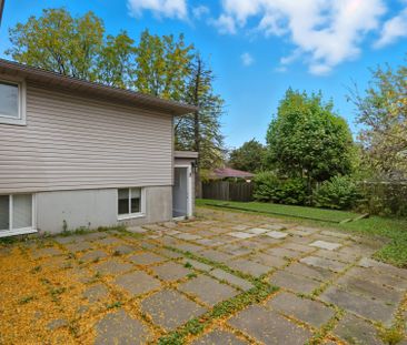 For Lease - 111 BRITTEN Close Unit# Main Fl, Hamilton, Ontario - Photo 4