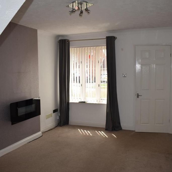 2 bedroom semi-detached house to rent - Photo 1