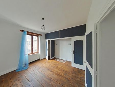 Location Maison 5 pièces 88m² MONTMORILLON 86500 - Photo 3