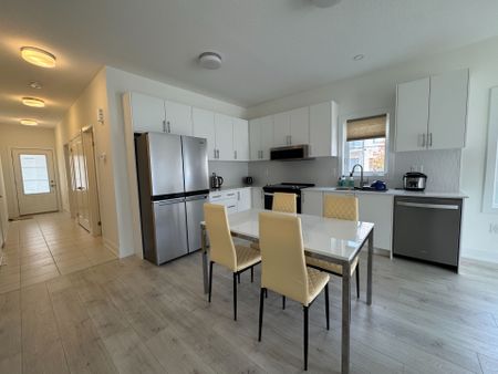 For Lease - 130 Tempera Street, Stratford, Ontario - Photo 3