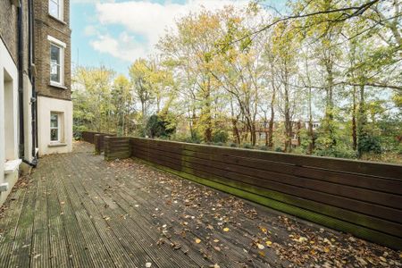 3 bedroom flat to rent - Photo 5