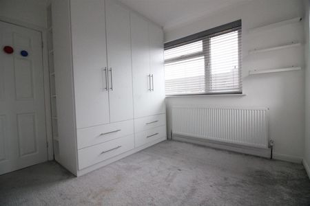 Elmlea Drive, Hayes - Photo 4