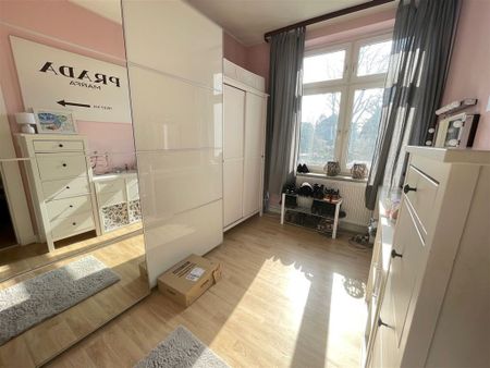 ZENTRAL GELEGENE 3-ZIMMER-WOHNUNG MIT BALKON + GARTENNUTZUNG - Photo 2