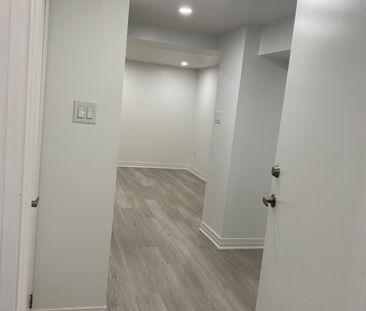 For Lease - 15 Vauxhall Drive Unit# B1, Toronto, Ontario - Photo 6