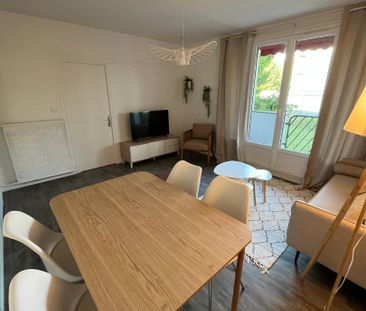 Location Appartement 4 pièces 64m² TALENCE 33400 - Photo 2