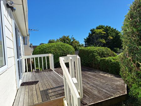 Comfortable home with nice outlook - Photo 4