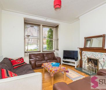 4 bedroom terraced house to rent - Photo 1