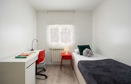 Calle Berruguete, Madrid, Community of Madrid 28039 - Photo 3