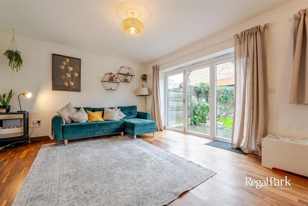 3 bedroom detached house to rent - Photo 1