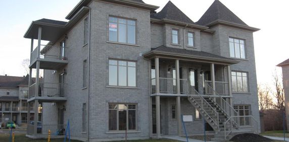 St-Romuald, 4½ à louer, 1er étage, disponible le 1er février 2026 - Photo 2