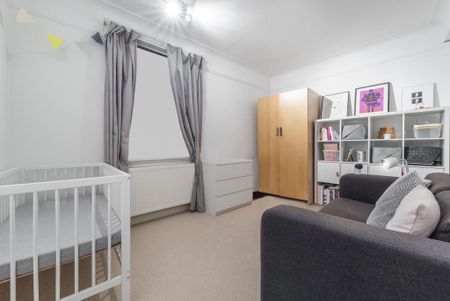 2 Bed Flat, Hillfield Court, NW3 - Photo 5