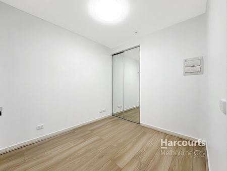 Modern Living - Ideal Location! - Photo 4