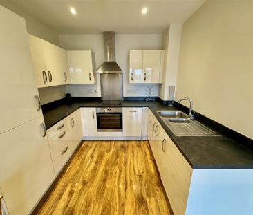 Imperial Drive, Harrow - Photo 2