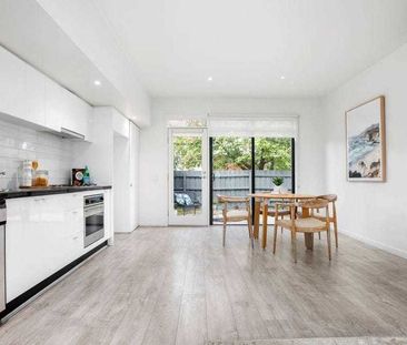 21B Browns Road, Clayton VIC 3168 - Photo 4