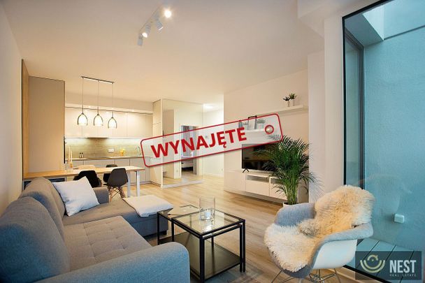 Dwupokojowe mieszkanie w apartamentowcu "Black Pearl" - Фото 1