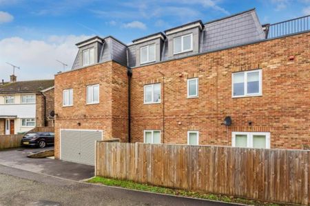 222 Portsmouth Road, Cobham, Surrey, KT11 - Photo 5