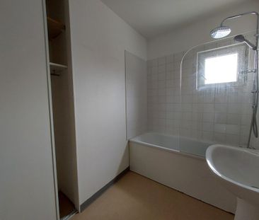 LOCATION APPARTEMENT T4, NOUAILLE MAUPERTUIS - Photo 6