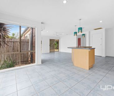 Family Home in Caroline Springs - Photo 6