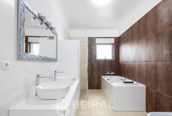 Moradia T4 em Setúbal