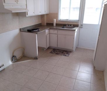 ST LEONARD – TRES GRAND 4 ½ HAUT DUPLEX - Photo 1
