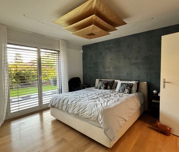 A louer: Grand appartement de standing avec terrasses et jardin - Photo 2